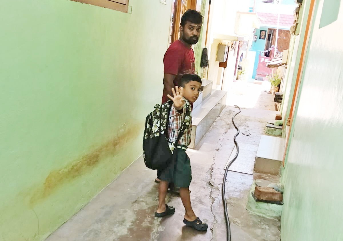 கல்வி எதிர்காலத்தை ஒளிமயமாக்கும் சக்தி; மகிழ்ச்சியாக கற்றுக்கொள்ளுங்கள்